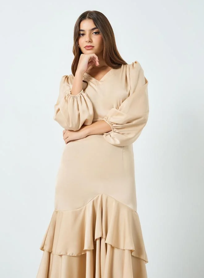 ستايلي فستان ميدي ساتان بحاشية كشكش